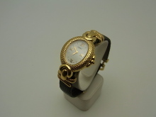 田川を愛する質屋とその質草たち