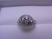 田川を愛する質屋とその質草たち